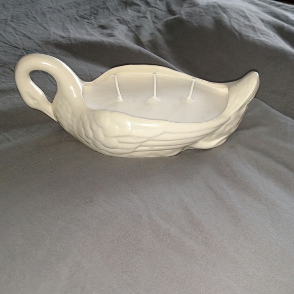 Homemade Candle in Ceramic Swan - Picture 2 of 3
